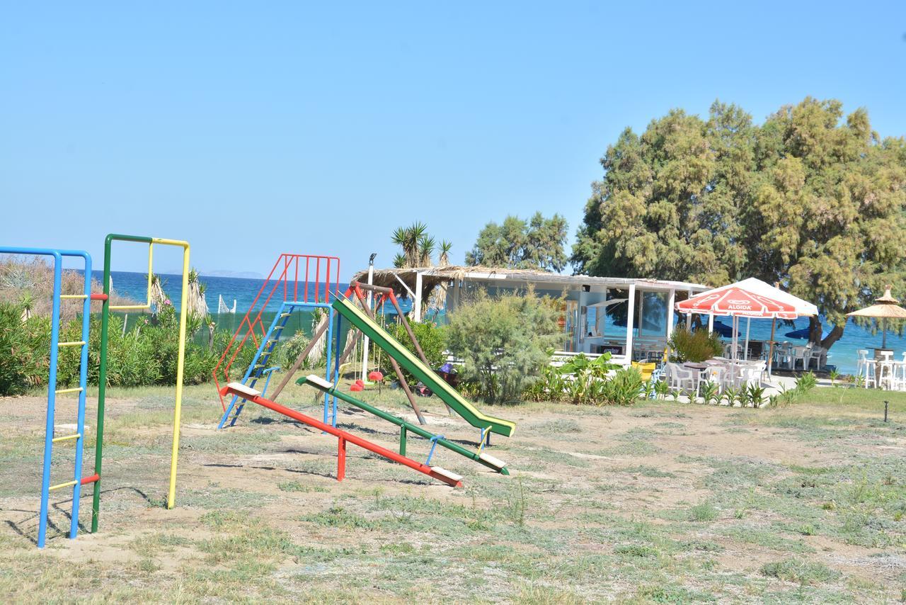Costa Angela Seaside Resort Luaran gambar