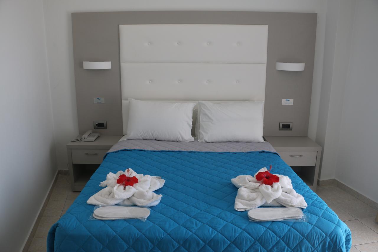 Costa Angela Seaside Resort Luaran gambar