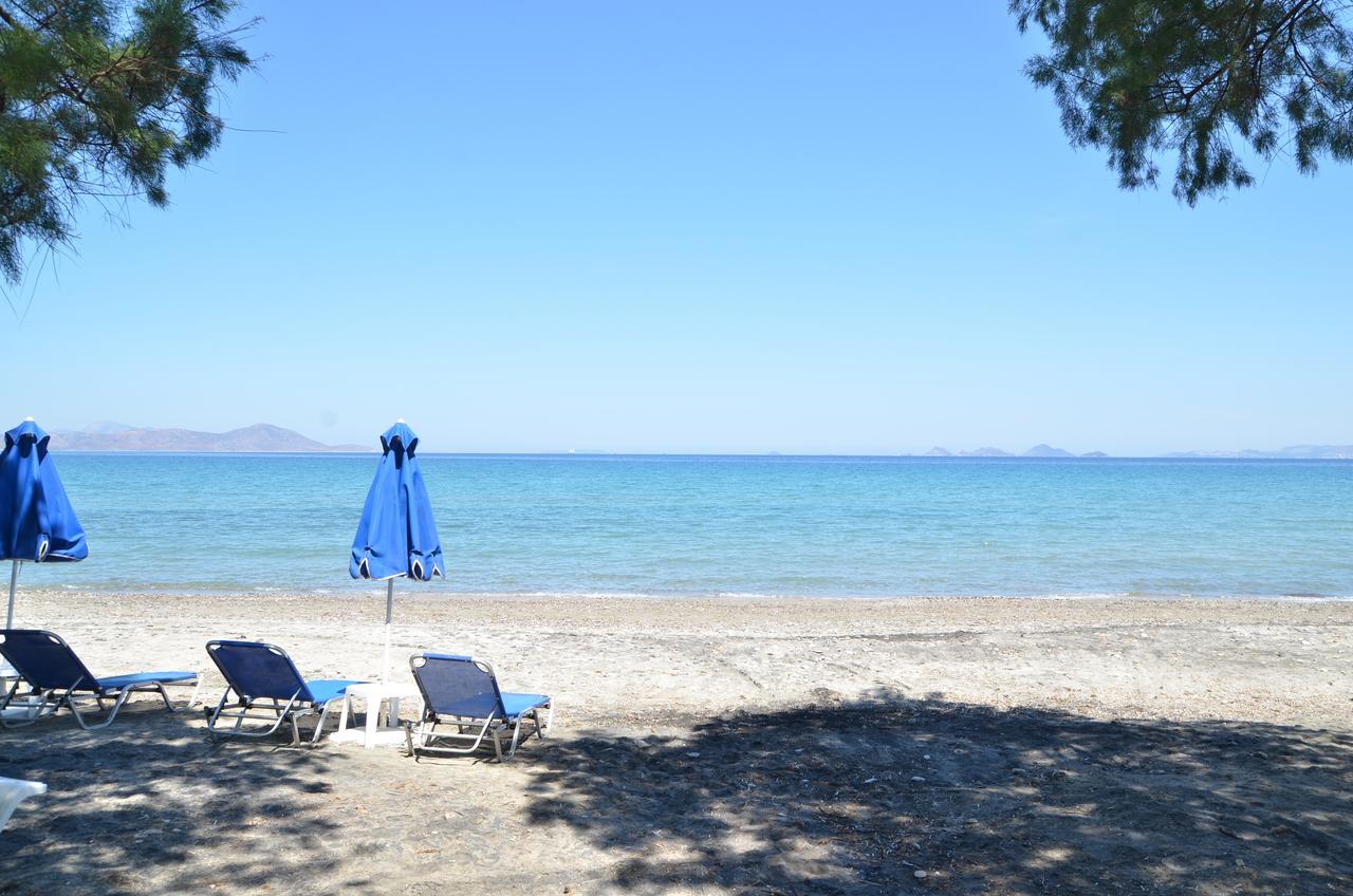 Costa Angela Seaside Resort Luaran gambar