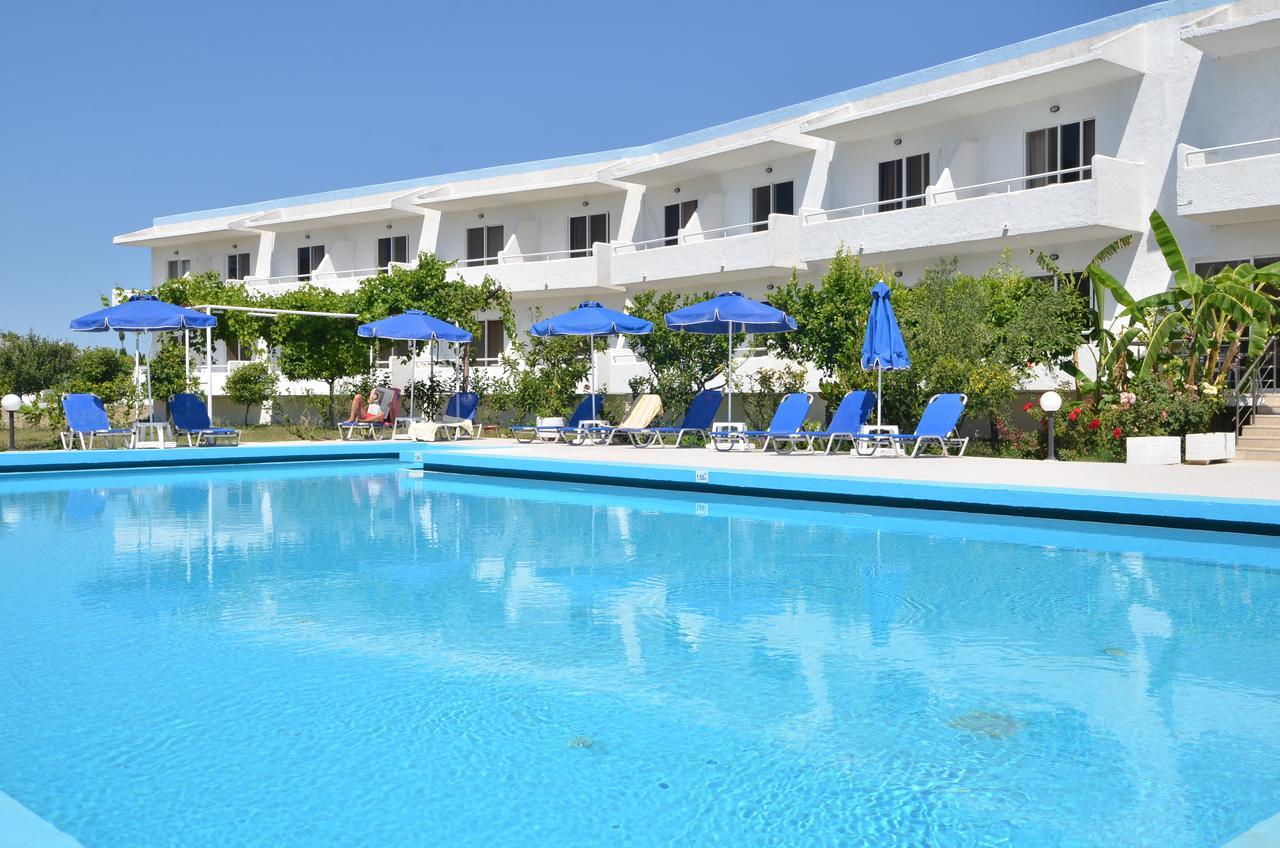 Costa Angela Seaside Resort Luaran gambar